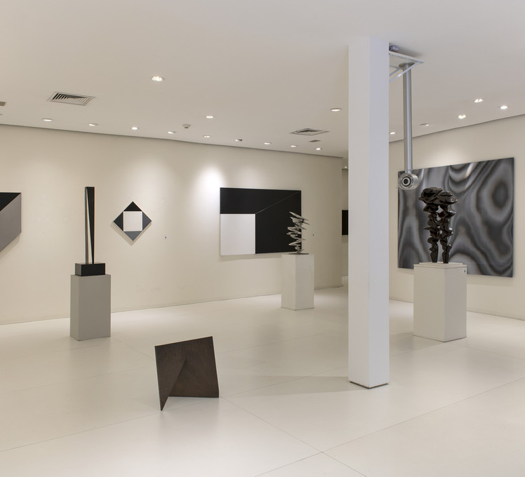 Tony Cragg - Artistas - DAN Galeria